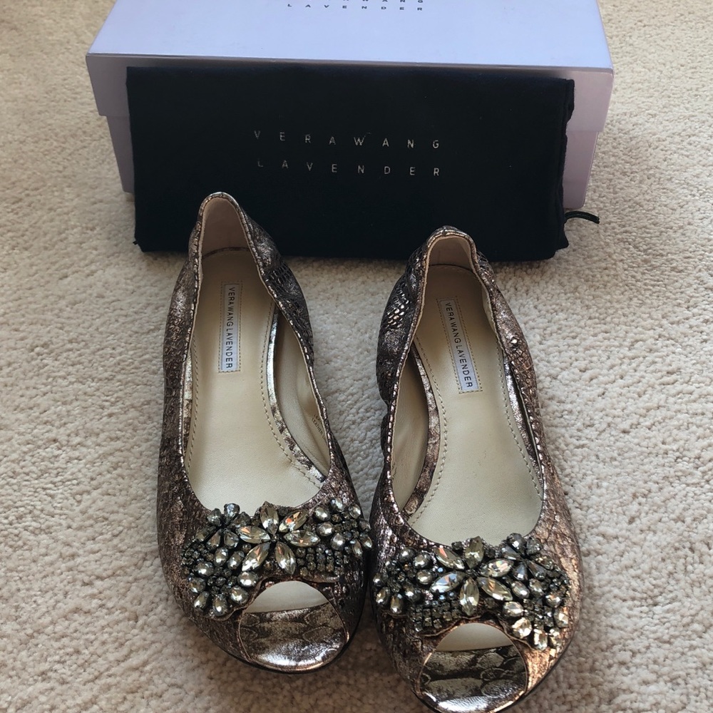 Vera Wang Lavender Label Size 10 peep toe flat